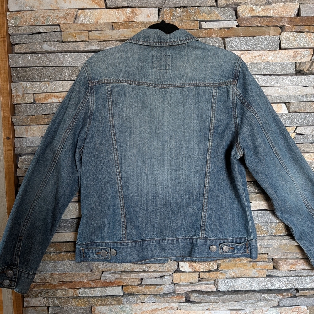 Old Navy Classic Blue Jean Jacket, size XL - Picture 2 of 6